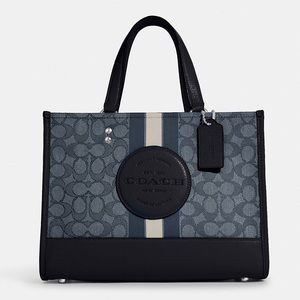 COPY - Dempsey Carryall In Signature Jacquard With Stripe And Coach Patch